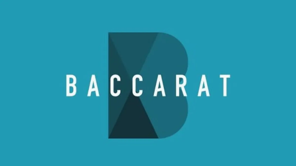 Tampilan meja permainan Baccarat digital dengan desain elegan